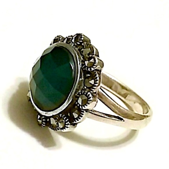 Chalcedony & Marcasite, Ring Silver .925 sz 6.50 - Picture 2 of 3